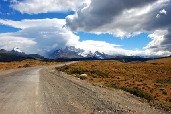 Strasse zum Fitz Roy Mountain