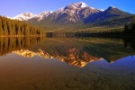 Pyramid Lake, Alberta