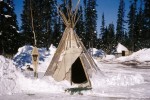 Teepee in Oujé-Bougoumou, James Baie